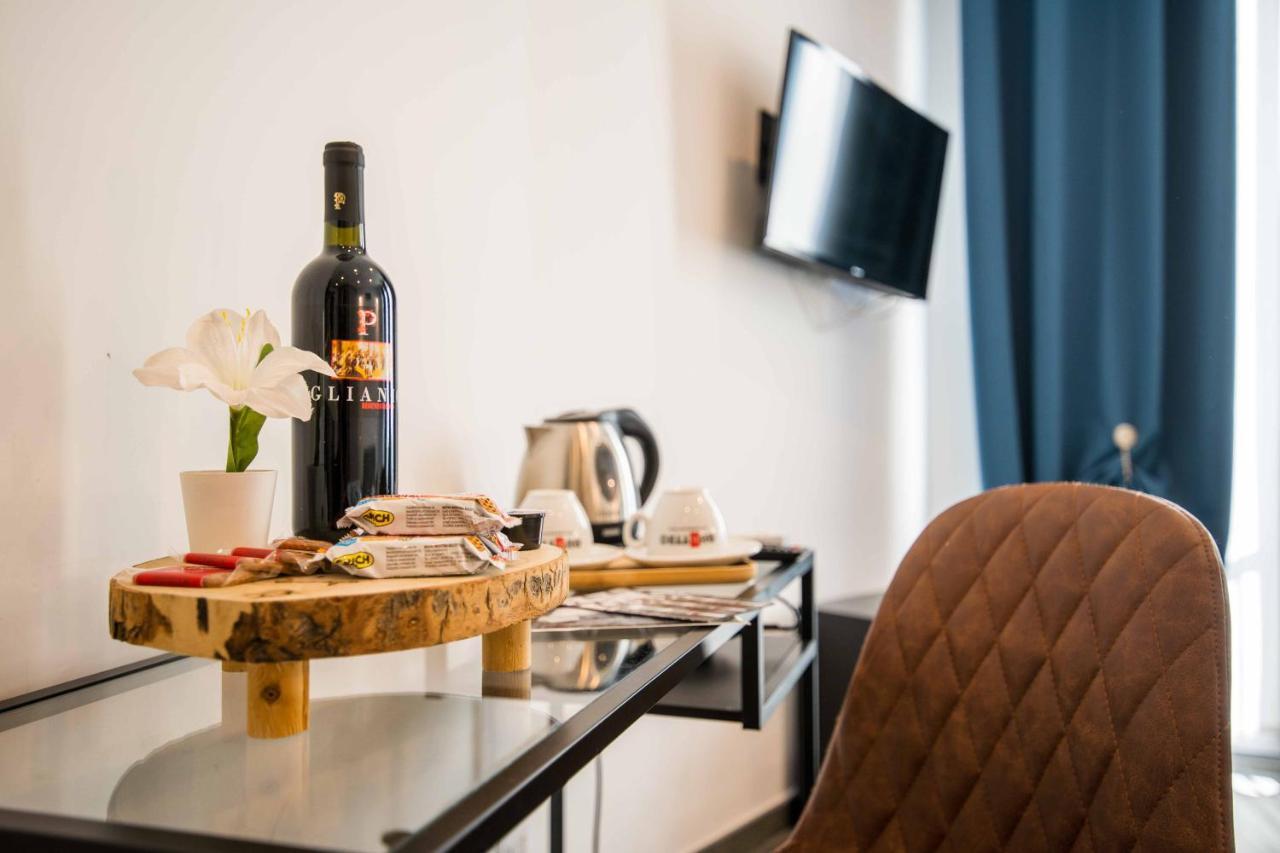 Quattro Briganti Bed & Breakfast Salerno Exterior photo